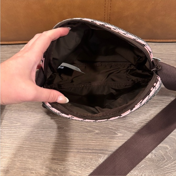 NWOT GANNI Candy Pink & Brown Leopard Print Nylon Tech Festival Crossbody Bag - Picture 15 of 16